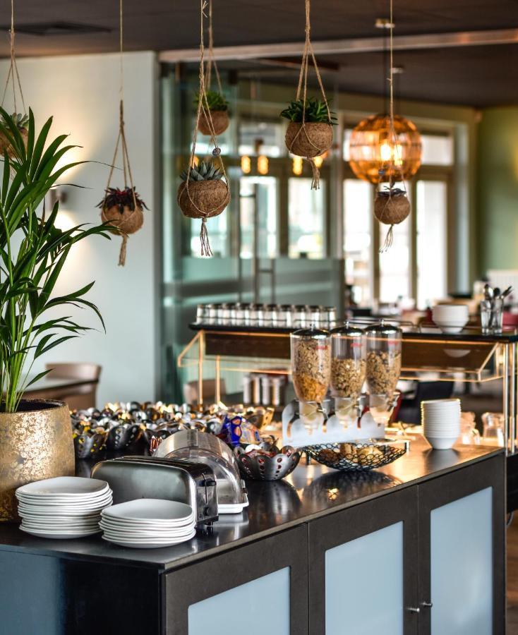 Hotel Restaurant Anno Nu オーストカペッレ エクステリア 写真