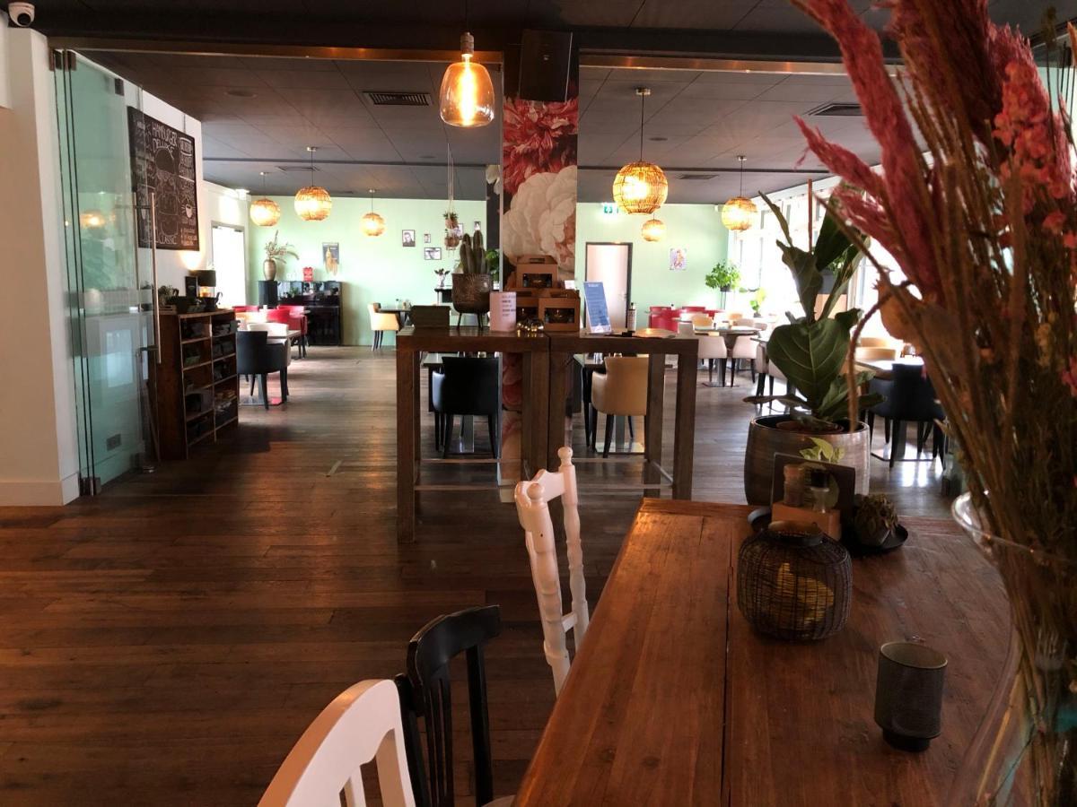 Hotel Restaurant Anno Nu オーストカペッレ エクステリア 写真